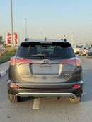 تويوتا راف ٤ XLE sunroof, leather seats Full Option