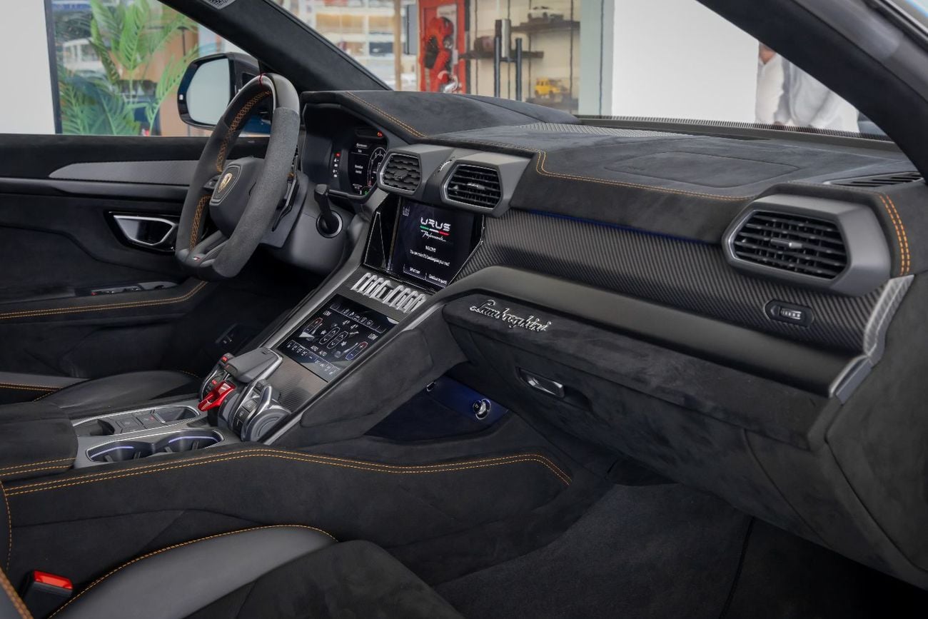 لامبورغيني اوروس 4.0T V8 Performante Lamborghini Urus Performante Perfect condition Fully Service History 2023