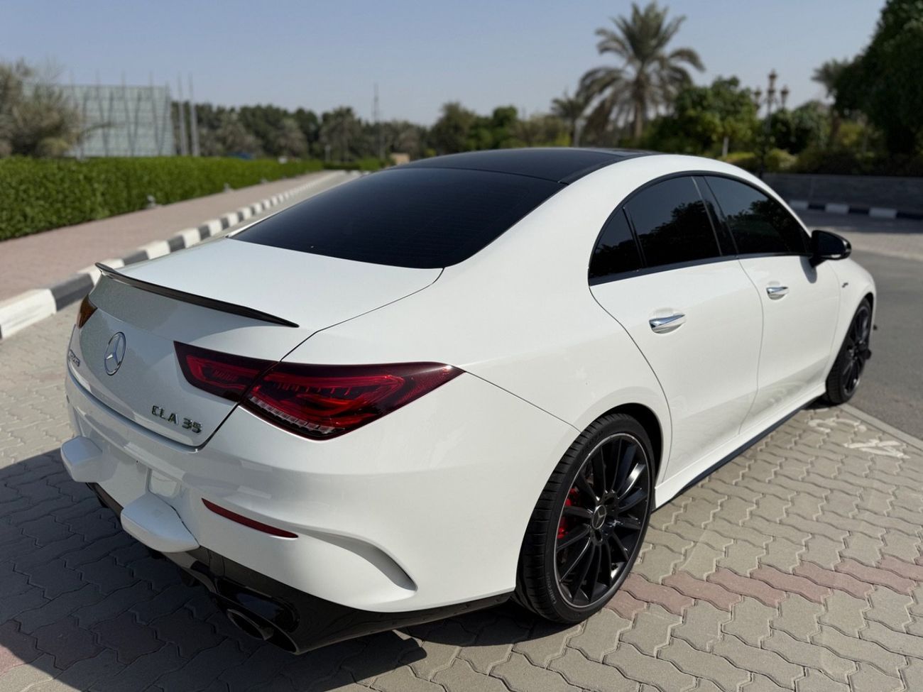 Mercedes-Benz CLA 35 AMG Premium 2.0L