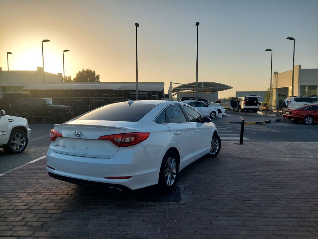 هيونداي سوناتا 2.4L PETROL AUTOMATIC TRANSMISSION ( AMERICAN SPECS)