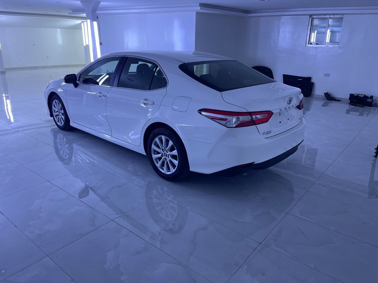 تويوتا كامري LE STD 2.5L (204 HP)