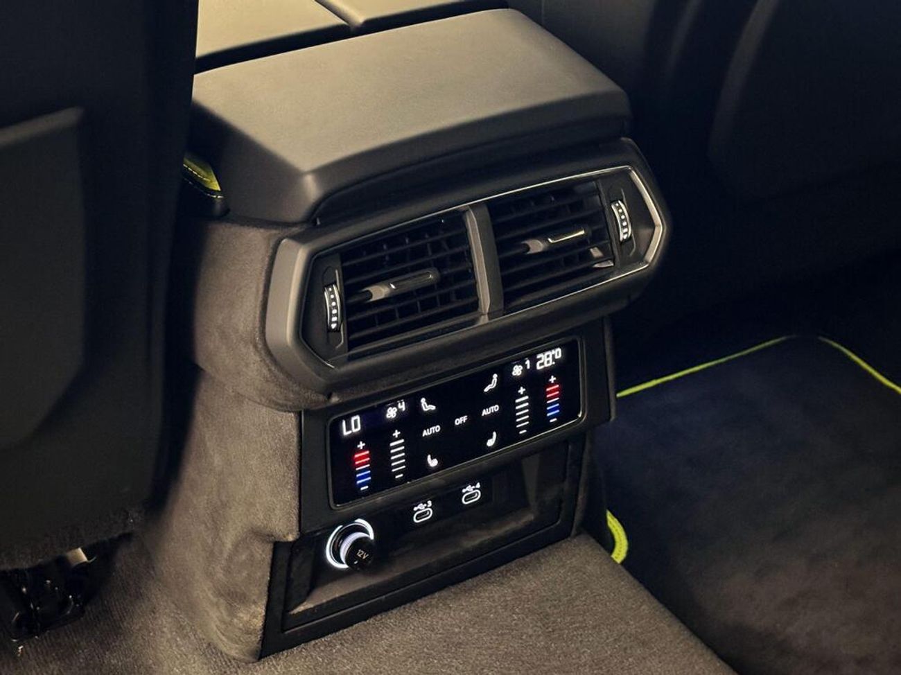 Lamborghini Urus Lamborghini Urus 4.0 V8 BiTurbo 25.9kWh SE Auto 4WD (EXPORT ONLY) RIGHT HAND DRIVE