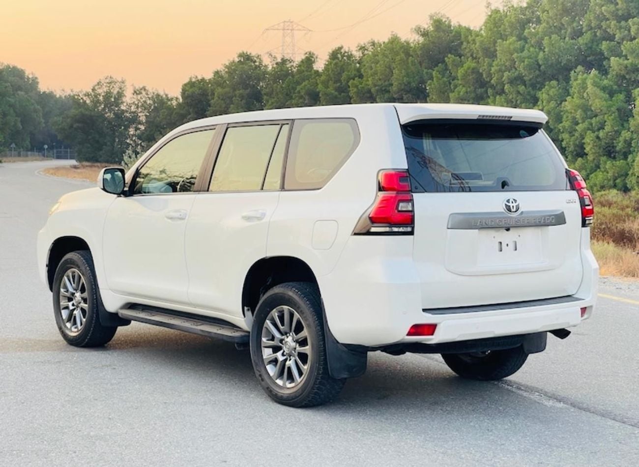 Toyota Prado EXR Toyota prado 2018 v4 LHD full options