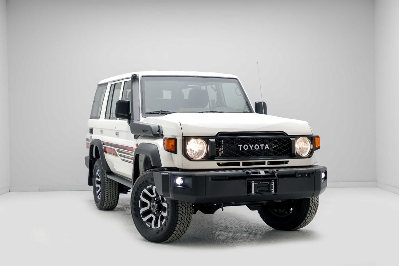 Toyota Land Cruiser LC76 Hardtop 2.8L - White Inside Saddle Tan | Export Only