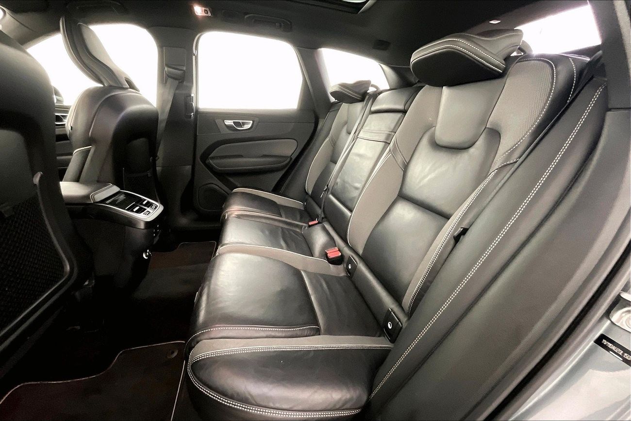 كاديلاك XT6 Premium Luxury | شامل الضمان | 0 ﺪﻔﻋﺓ ﺃﻮﻟﻯ