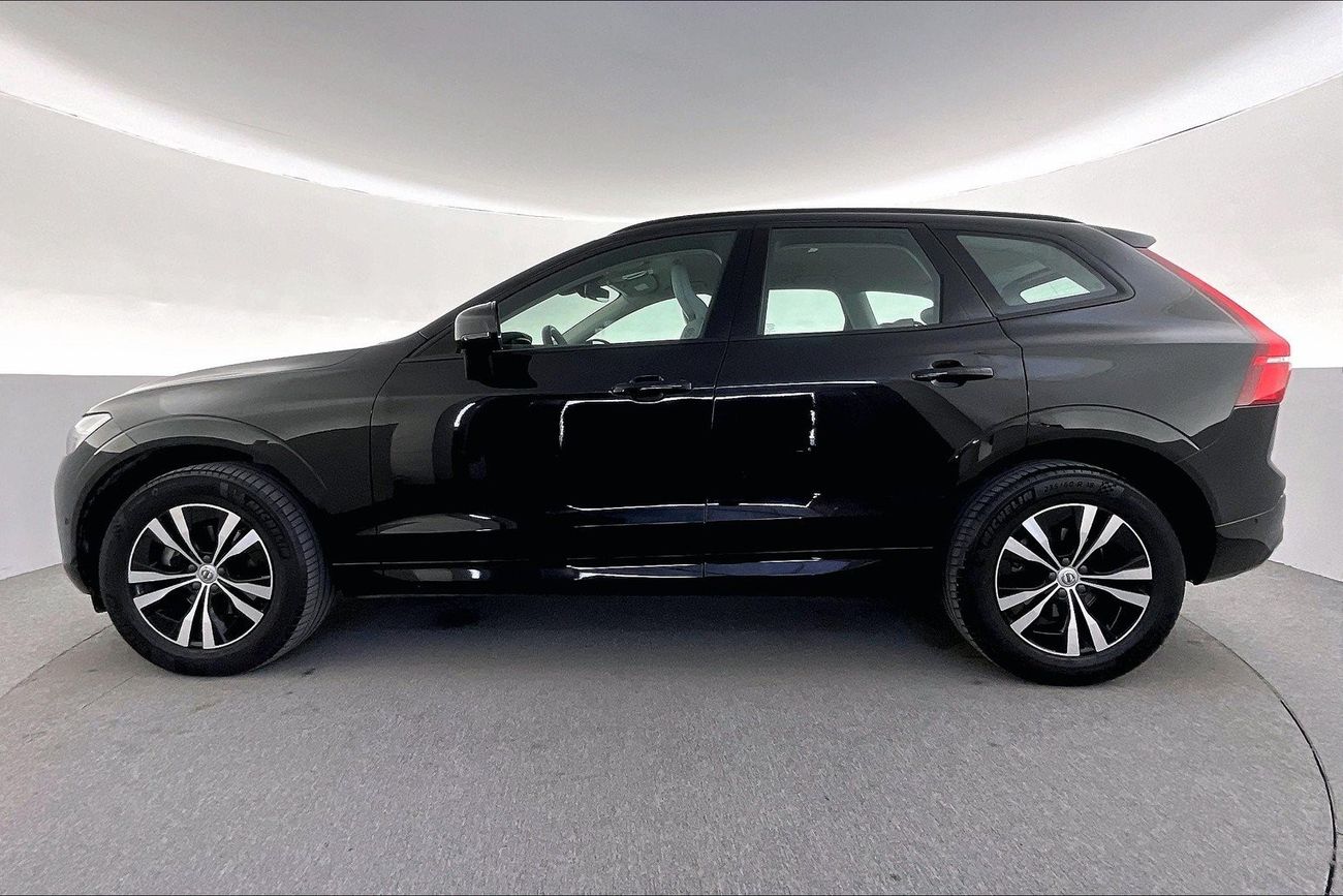 Volvo XC40 T4 Momentum | Guaranteed Warranty | 0 Down Payment