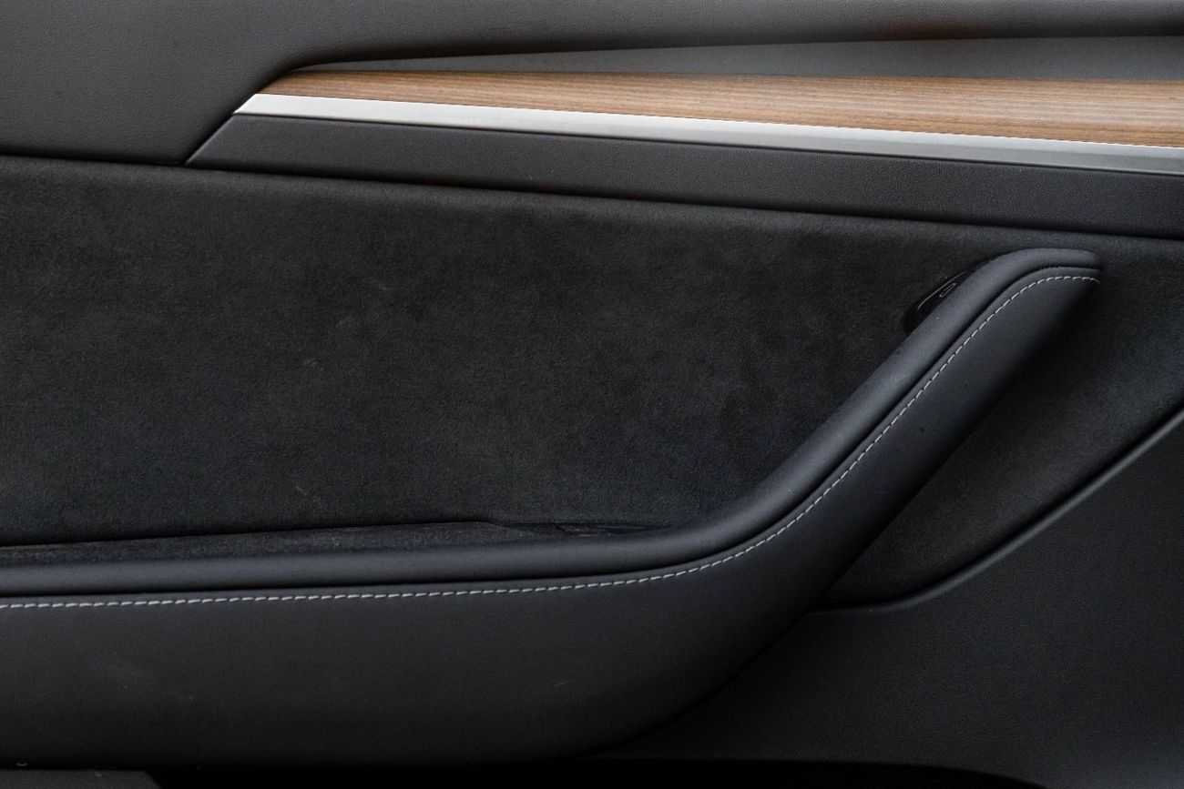 Tesla Model Y Dual Motor | 2,350 P.M | 0% Downpayment | Excellent Condition!