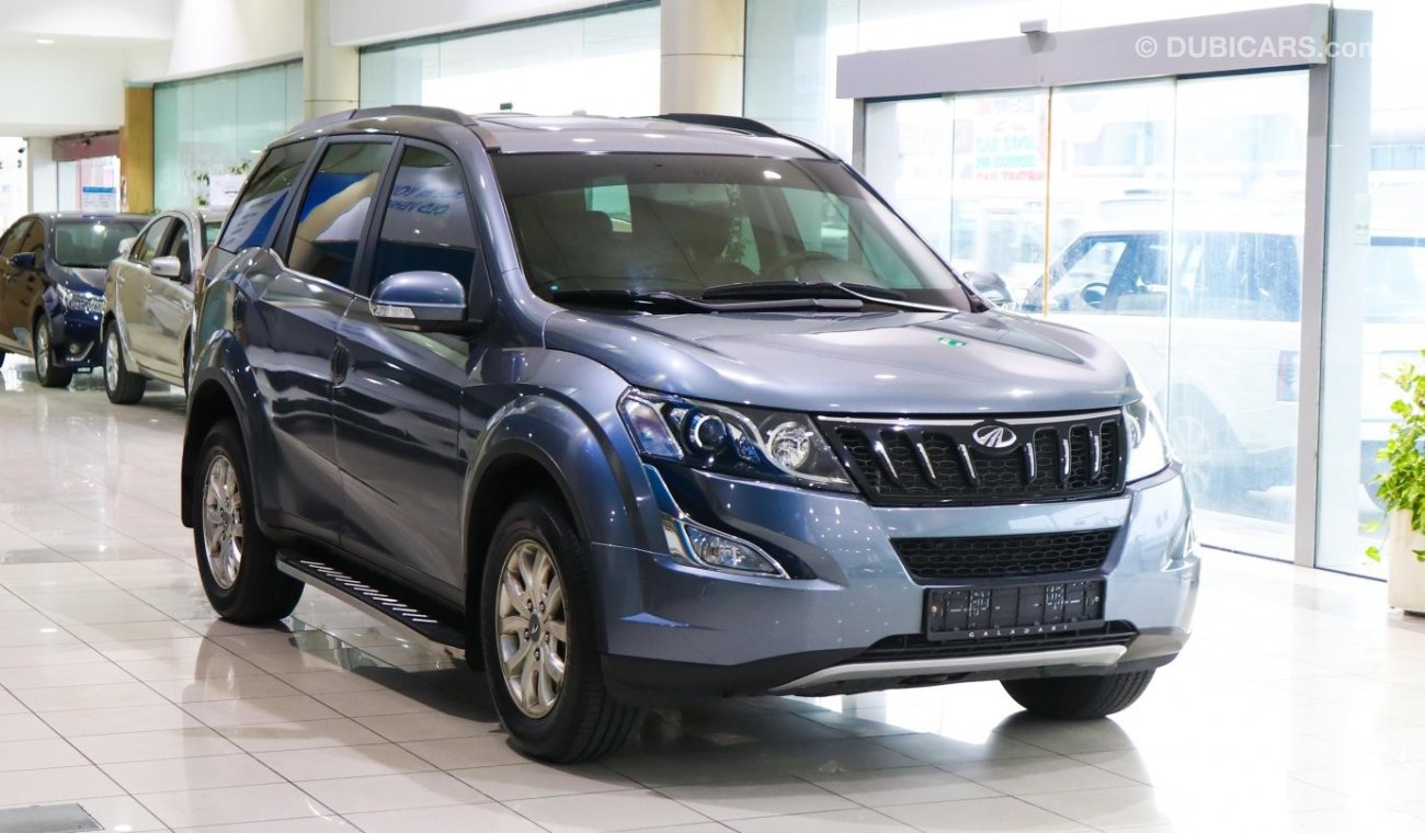 Mahindra XUV500 W10