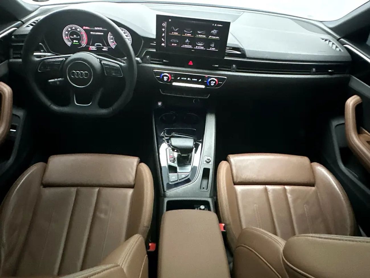 Audi A5 40 TFSI Advanced 2.0L (187 HP) Sportback Advanced 40 TFSI 190hp (Ref# 018493)