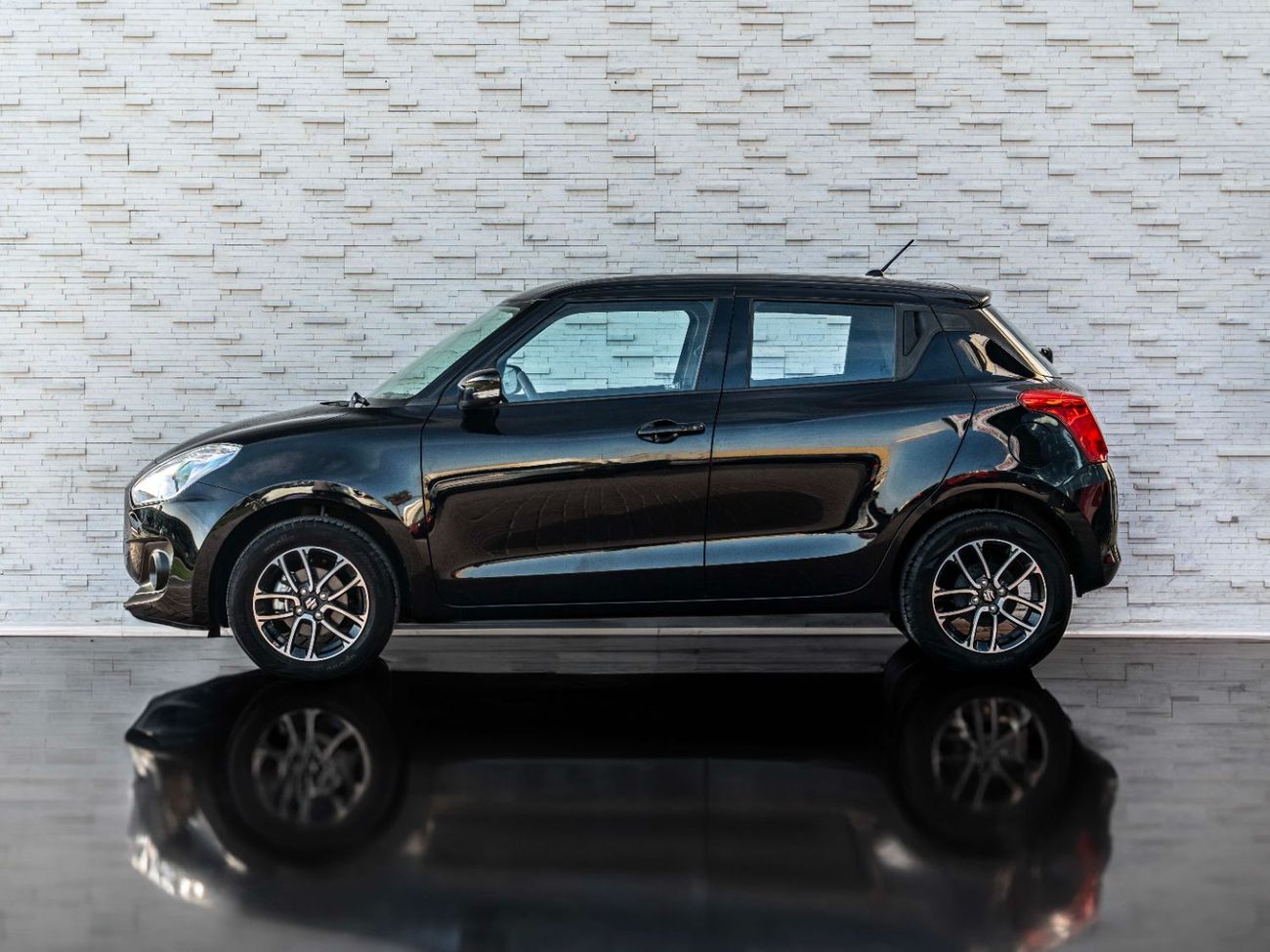 سوزوكي سويفت GL 1.2L