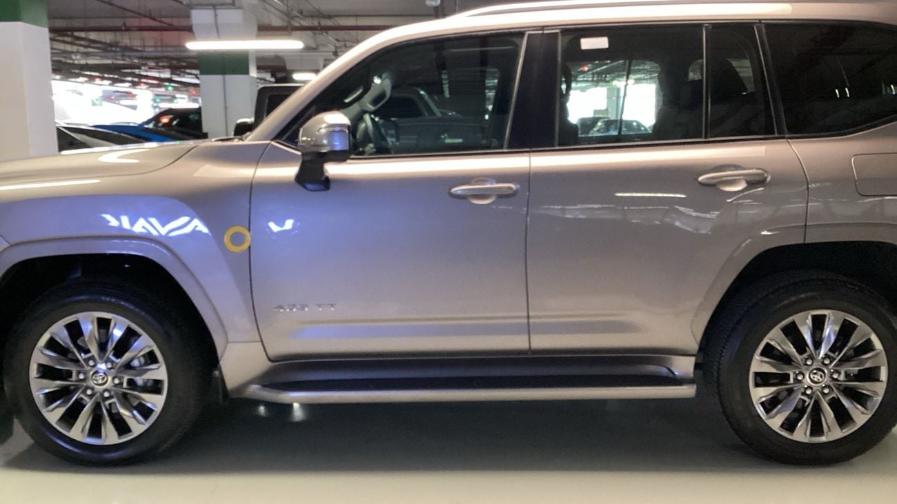 Toyota Land Cruiser GXR | upto AED 20,000 Ramadan Discount | Guaranteed Warranty | 0 Down Payment