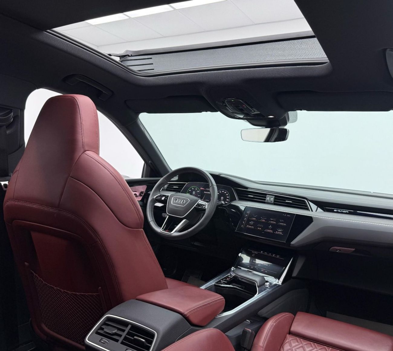 Audi etron S 95kWh (496 HP) 2023 Audi E-Tron S,ِ ِ2027Audi Warranty + Service Pack, Excellent Condition, GCC