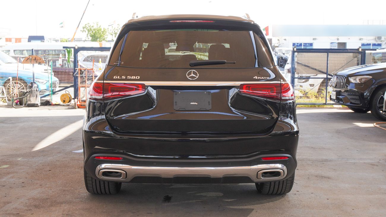 مرسيدس بنز GLS 580 4MATIC
