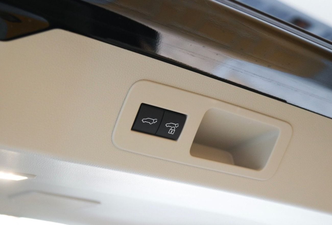 Toyota Land Cruiser GXR 3.5L