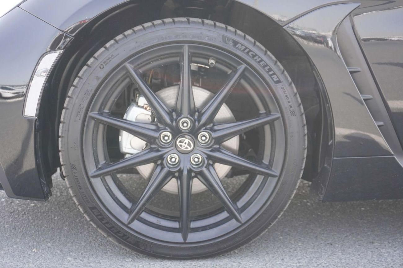 Toyota 86 GR 2.4L A/T