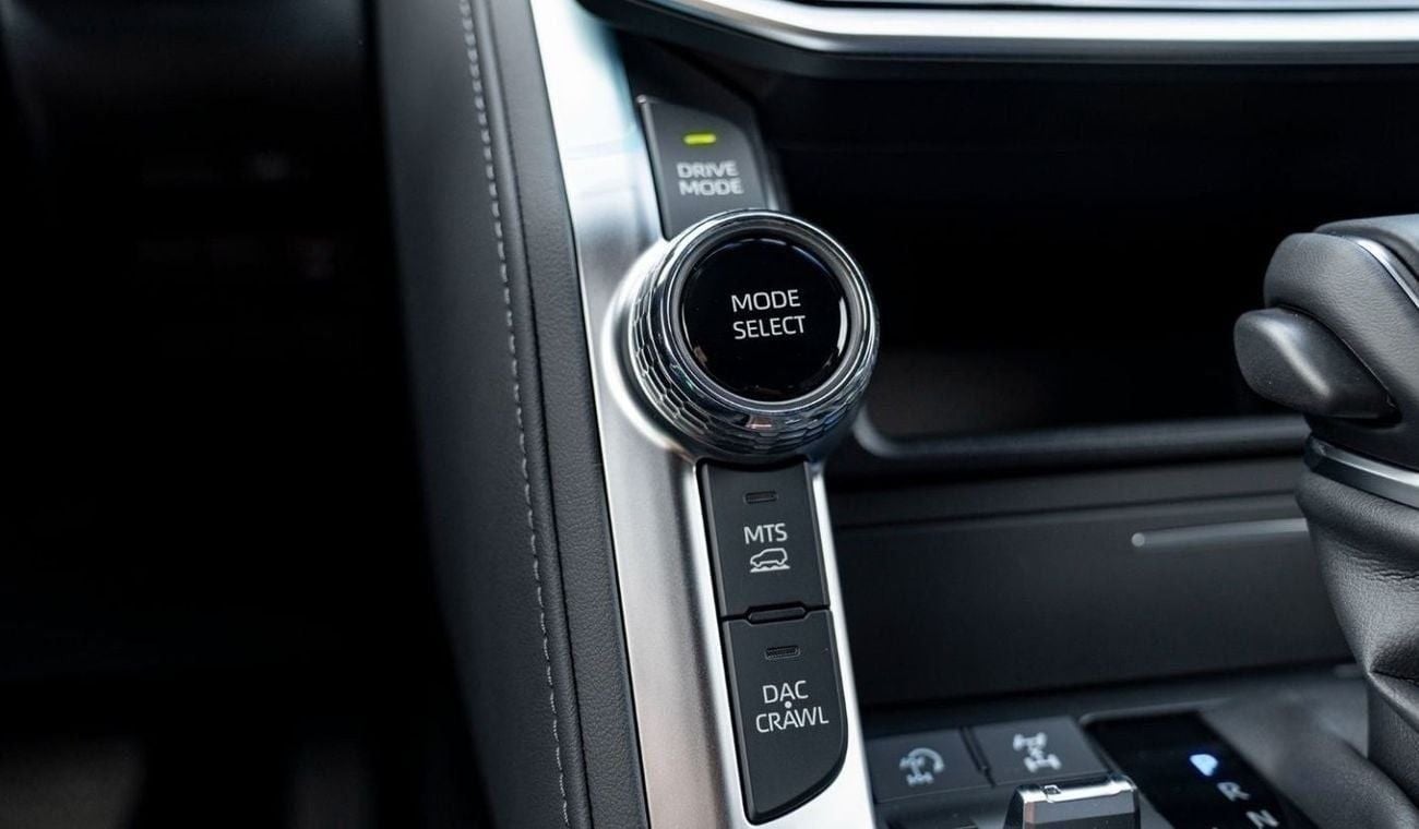 تويوتا لاند كروزر LC300 VX 3.5P AT MY2024 – GREY