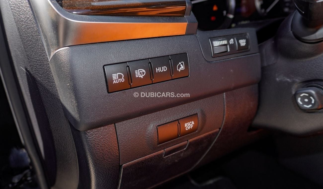 Lexus LX 570 Black Edition S