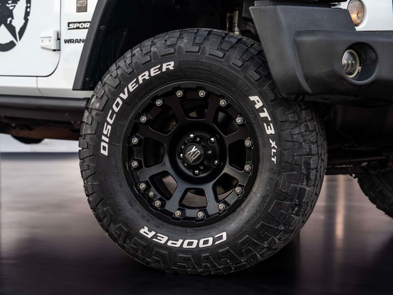 Jeep Wrangler Sport 3.6L A/T