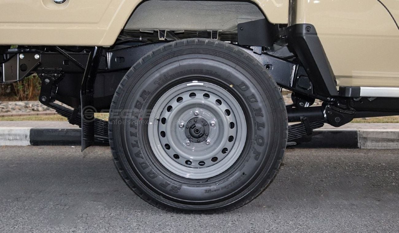 تويوتا لاند كروزر بيك آب 2025 Model Toyota Land Cruiser Pick Up, LC79 Double Cabin, 4.0L Petrol 4WD 6A/T
