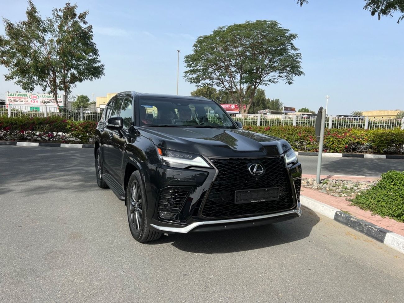 Lexus LX 600