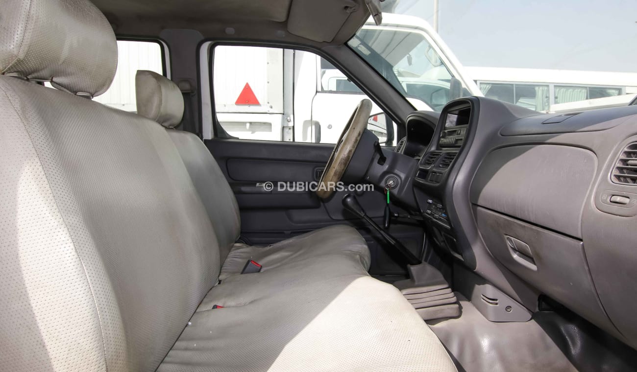 نيسان بيك آب