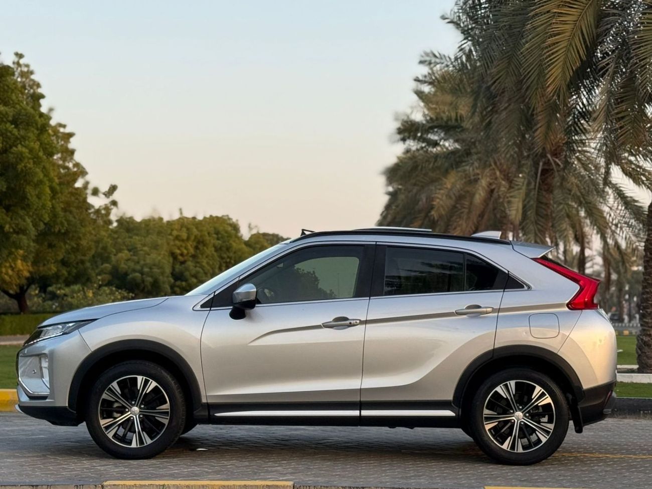 ميتسوبيشي إكلبس كروس GLS Highline 1.5L FWD