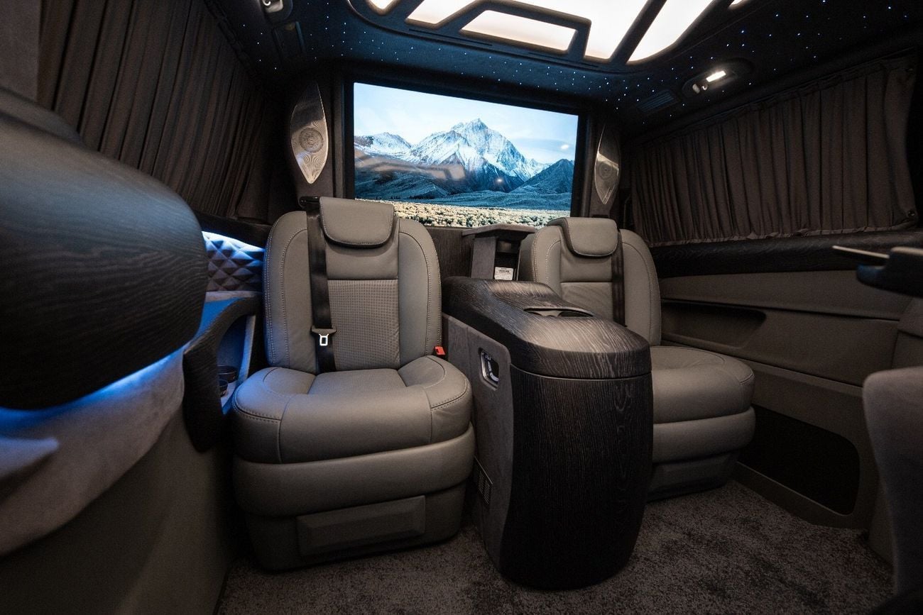 Mercedes Benz V300 AVANTGARDE ERTEX LUXURY CAR DESIGN CO. - 35th YEAR BOTTEGA