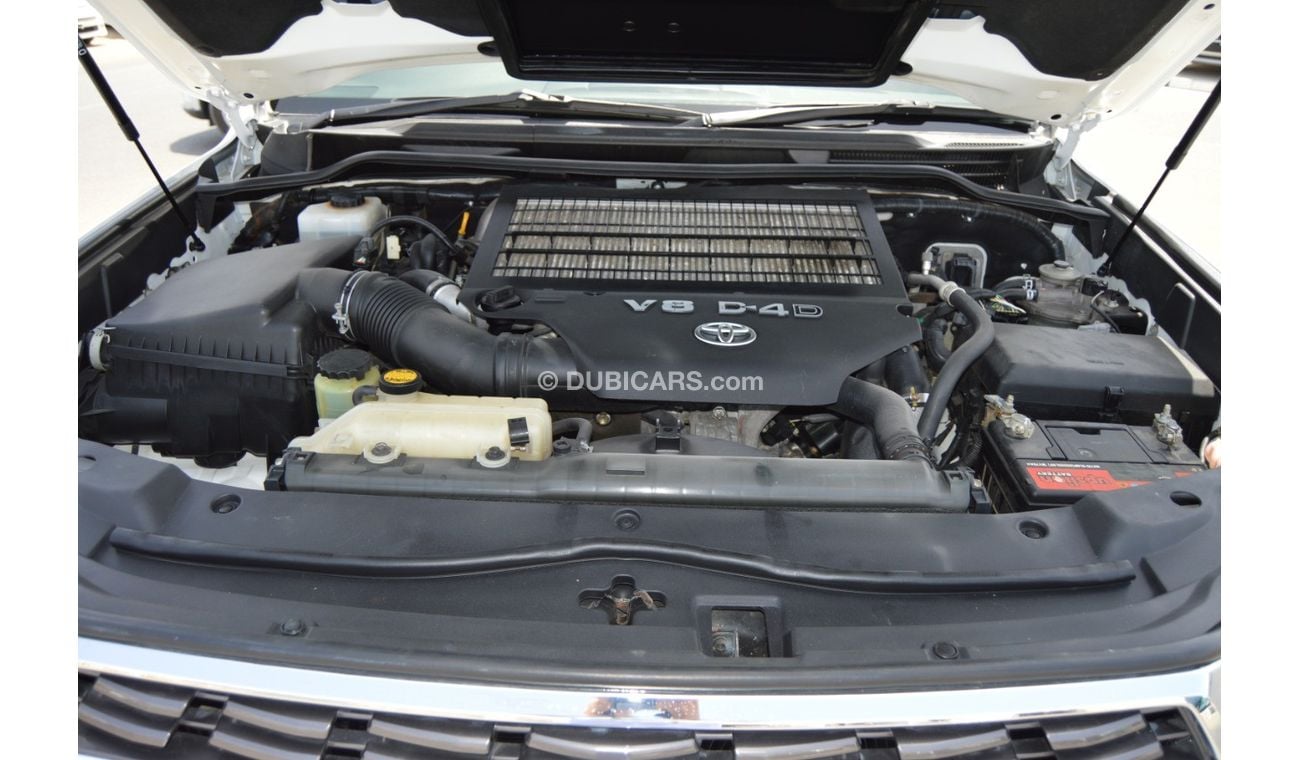 Toyota Land Cruiser Full option clean car