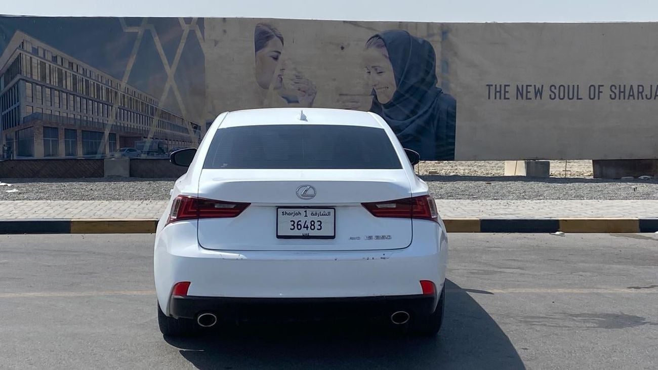 لكزس IS 250 F Sport 2.5L