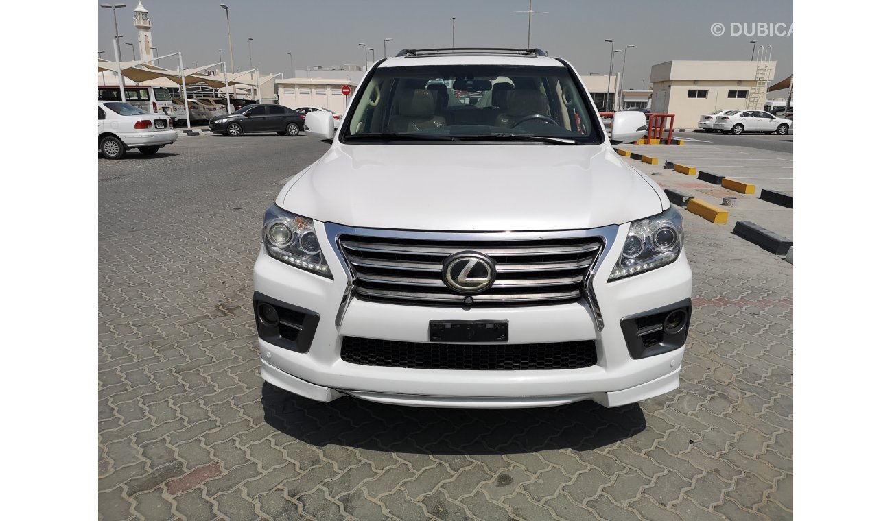 Lexus LX570