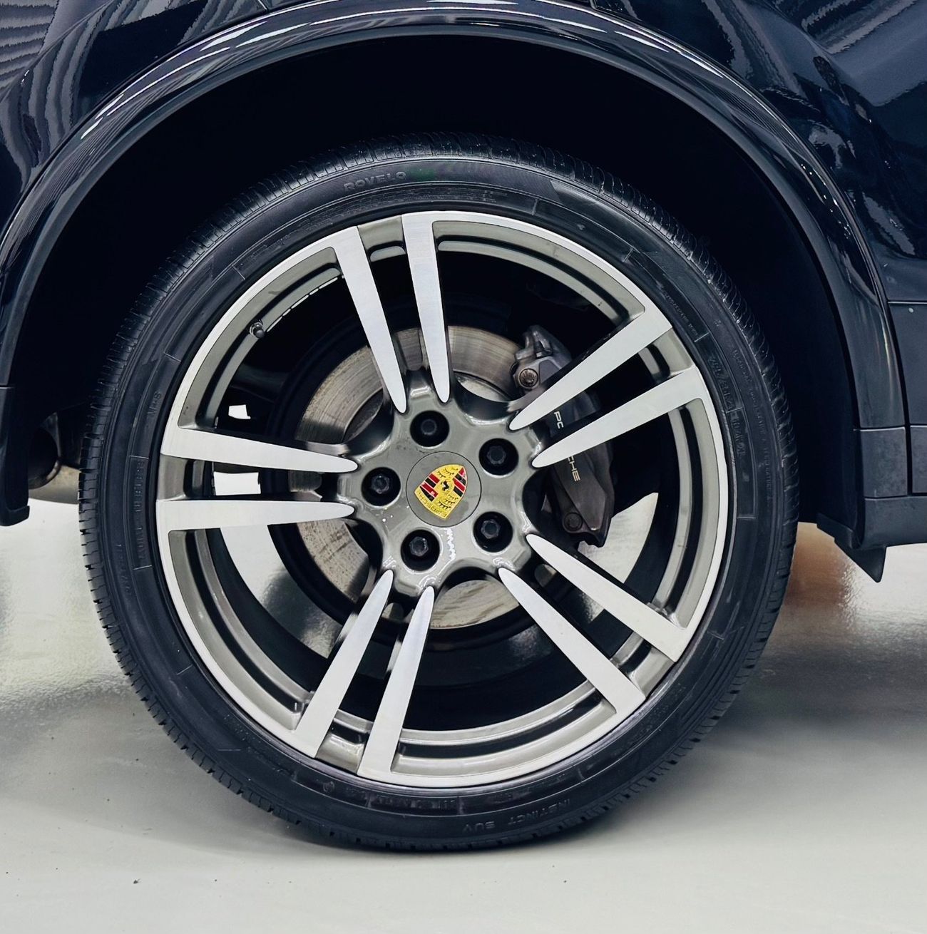 بورش كايان Platinum Edition