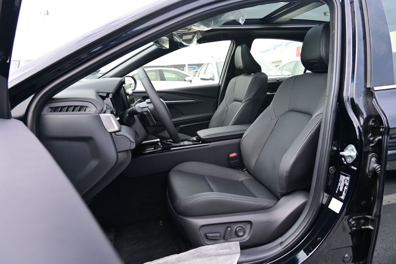 تويوتا كامري Toyota Camry Limited 2.5L Hybrid GCC, Model 2025, Color Black