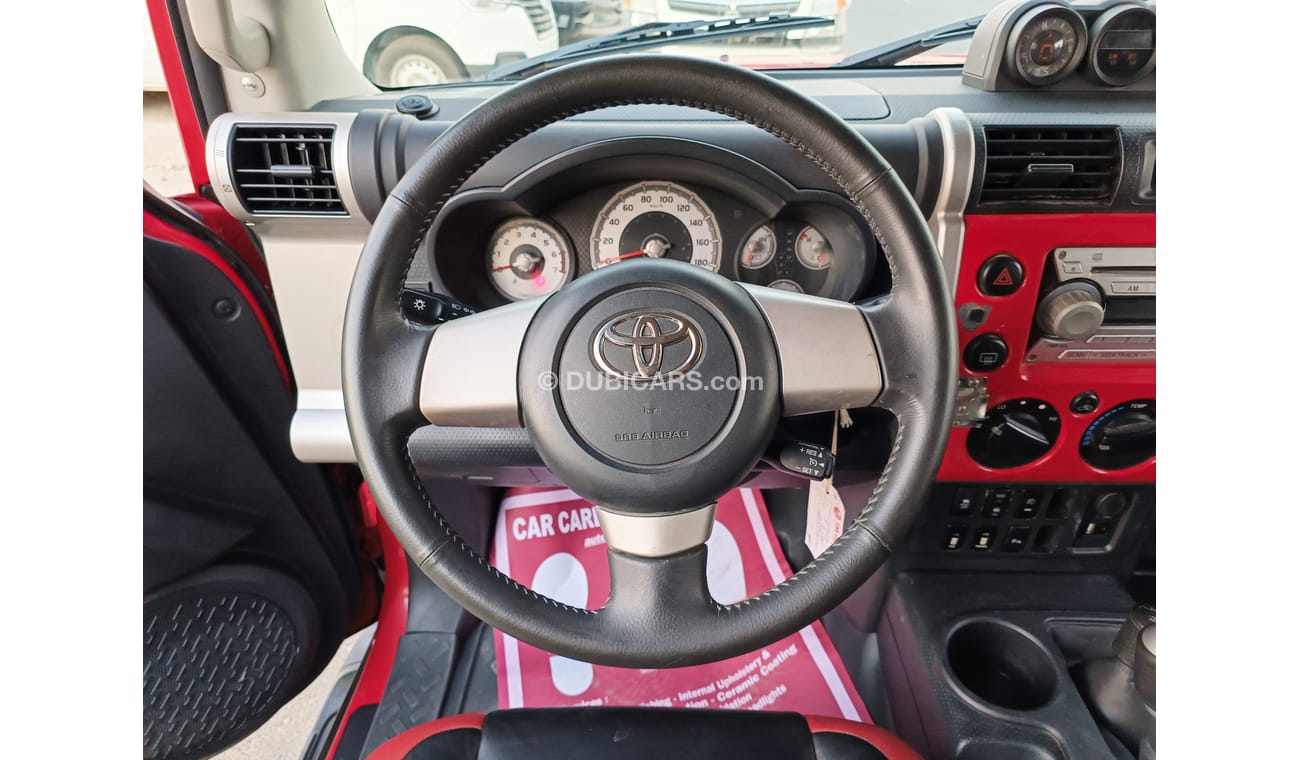 Toyota FJ Cruiser GCC SPECS , GXR Excellent Condition, (LOT # 25827)