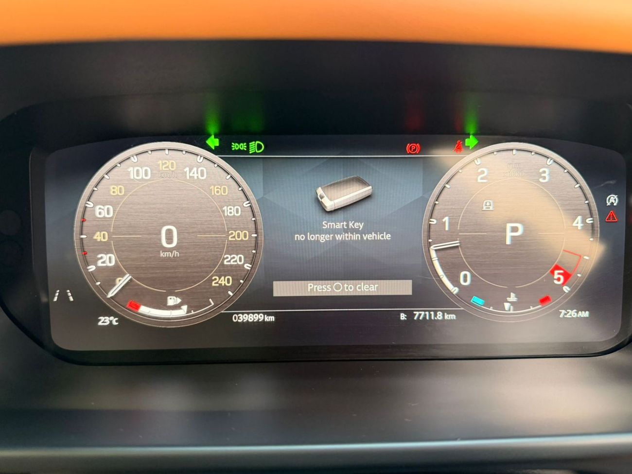 لاند روفر ديفندر diesel 3.0 liter ,right hand ,automatic