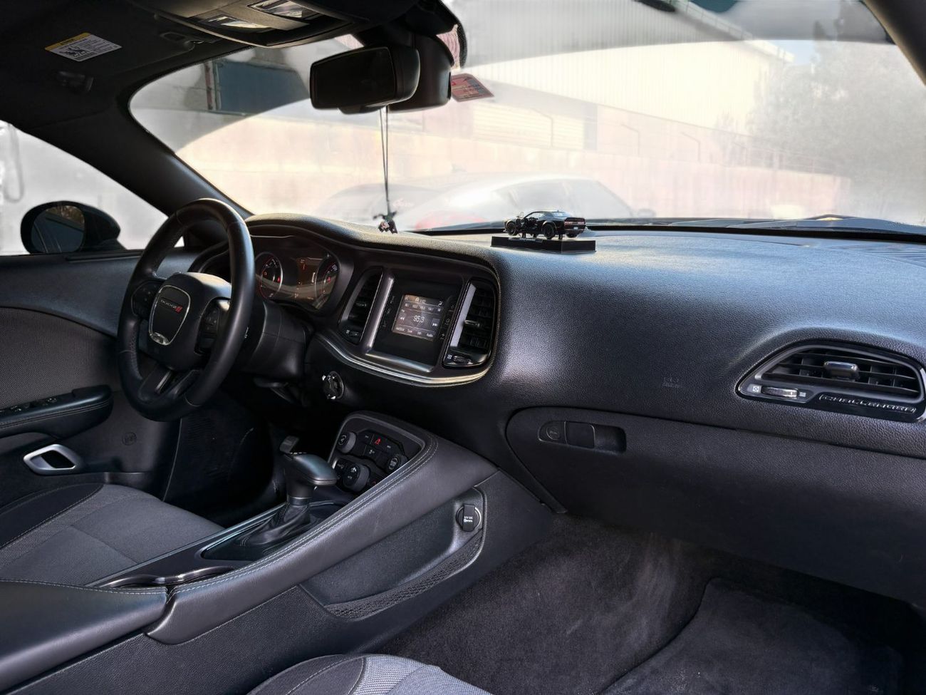 Dodge Challenger 3.6L V6 A/T | 2015 | USA SPECS | Aftermarket Wide Body Kit