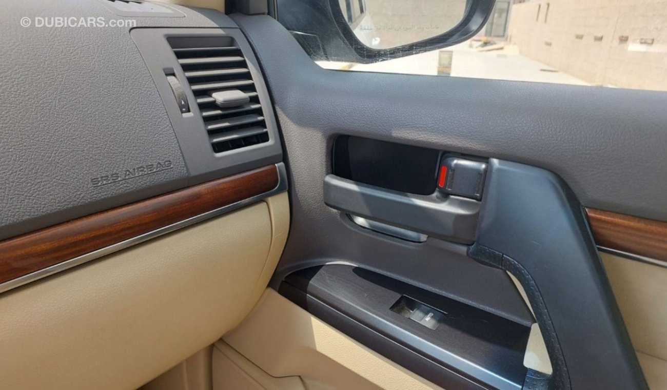 Toyota Land Cruiser EXR V6 GCC Perfect Condition