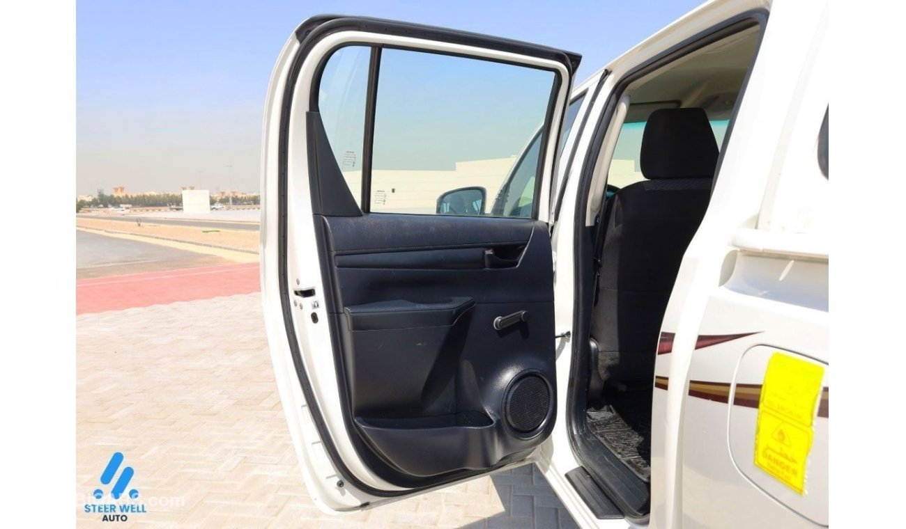 تويوتا هيلوكس GL 2.7L 4x4 Double Cab A/T Petrol / Like New Condition / Ready to Drive / Book now