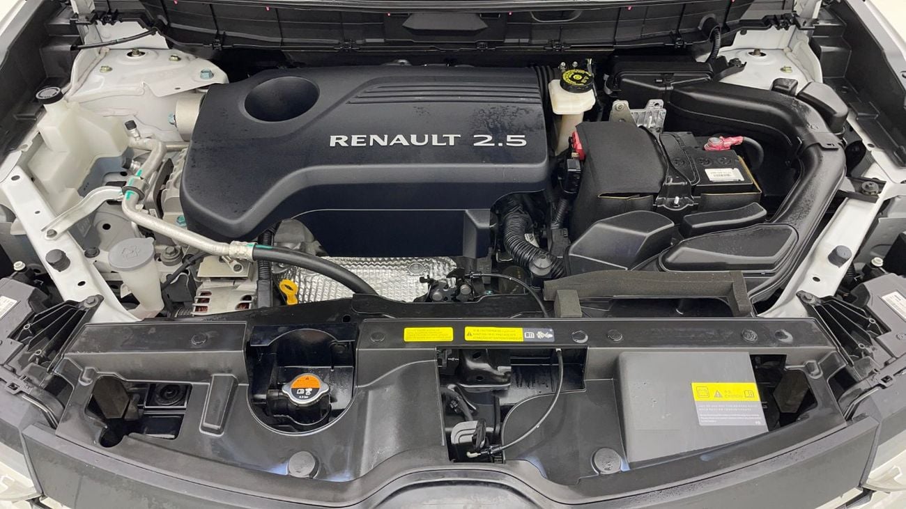 رينو كوليوس 2.5L 2024 | 0 DP | 1045/Month | 30 Day Return | Service History