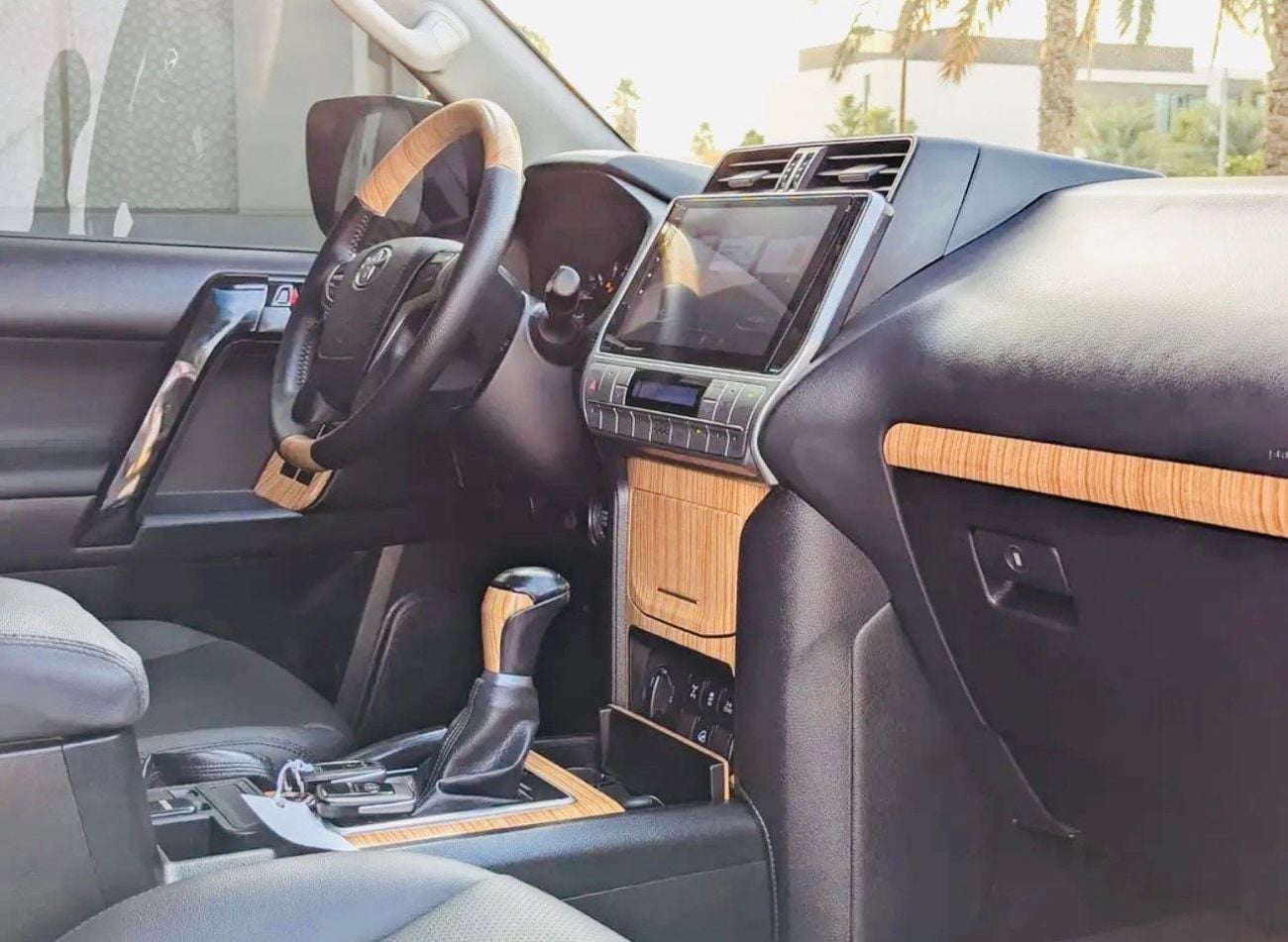 Toyota Prado VXR Adventure 4.0 petrol
