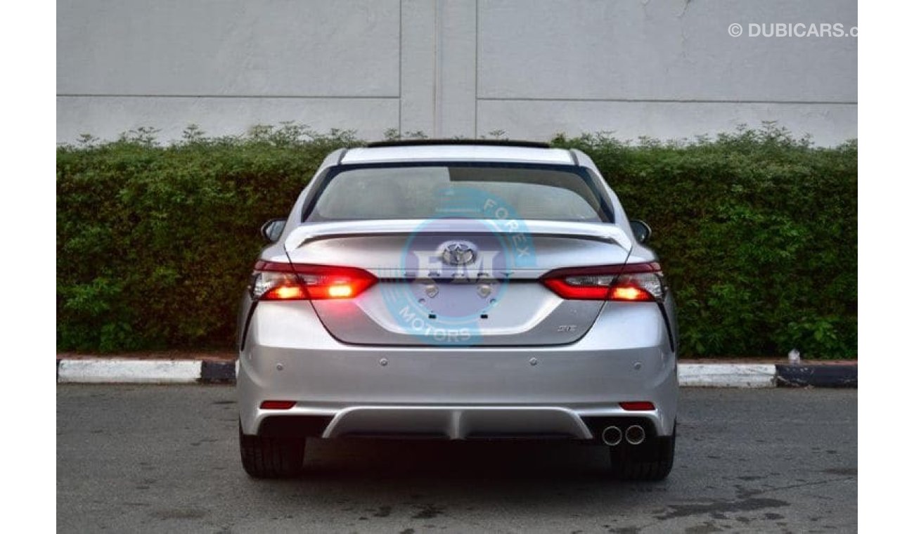 Toyota Camry SE 2.5L AT