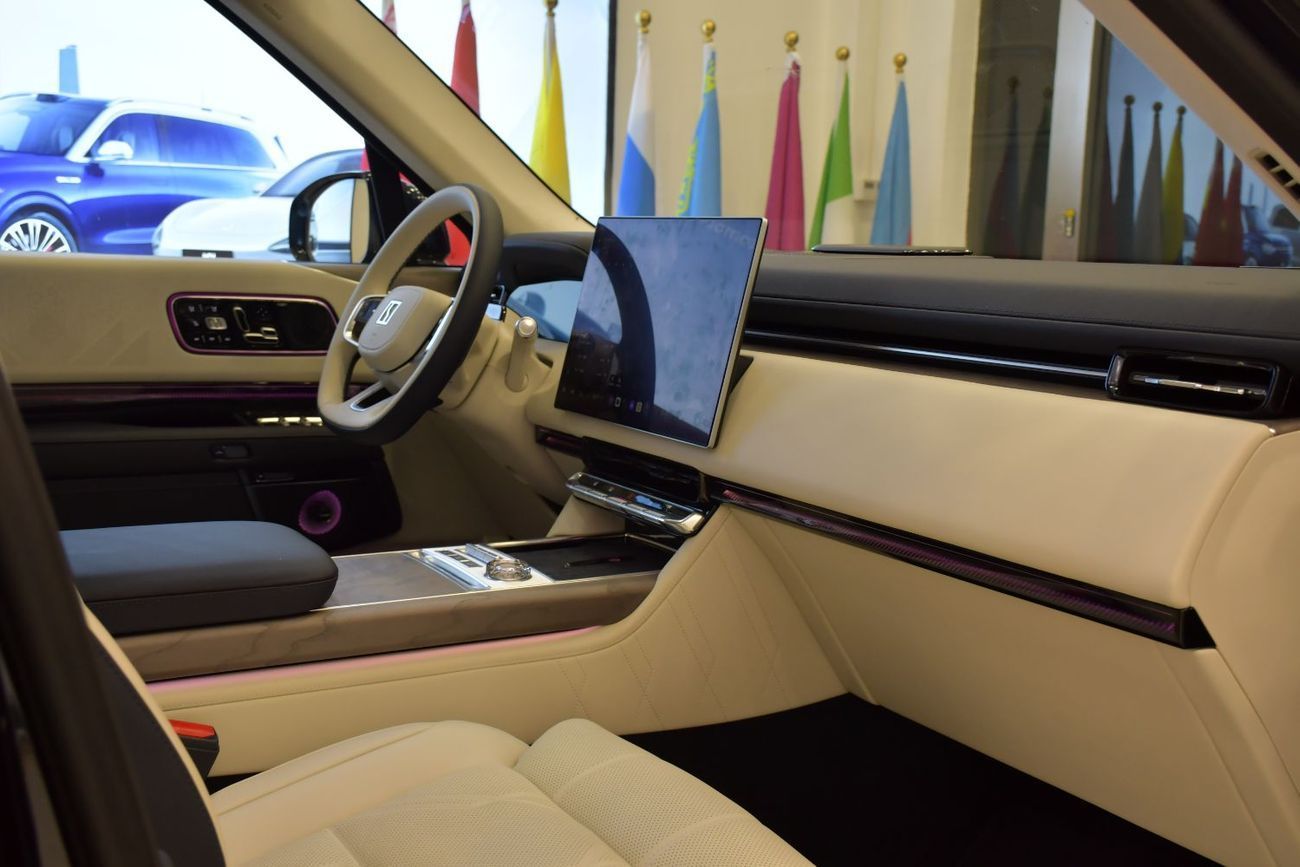 Zeekr 9X ultra 70kwh swivel seat