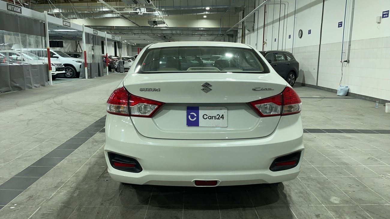 سوزوكي سياز 2023 GL | AED 427/Month | 0 DP | 30 Day Return | Warranty | Service History