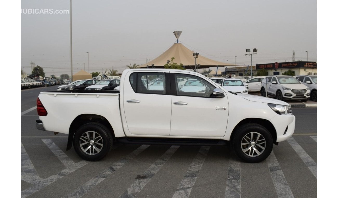 Toyota Hilux diesel right hand drive auto gear 2.8L year 2017