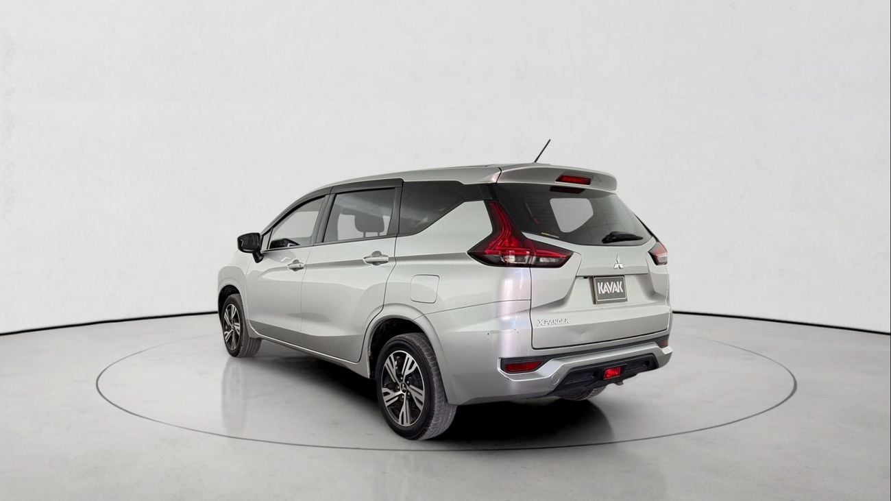 Mitsubishi Xpander MEDIUM LINE | Guaranteed Warranty | 0 Down Payment