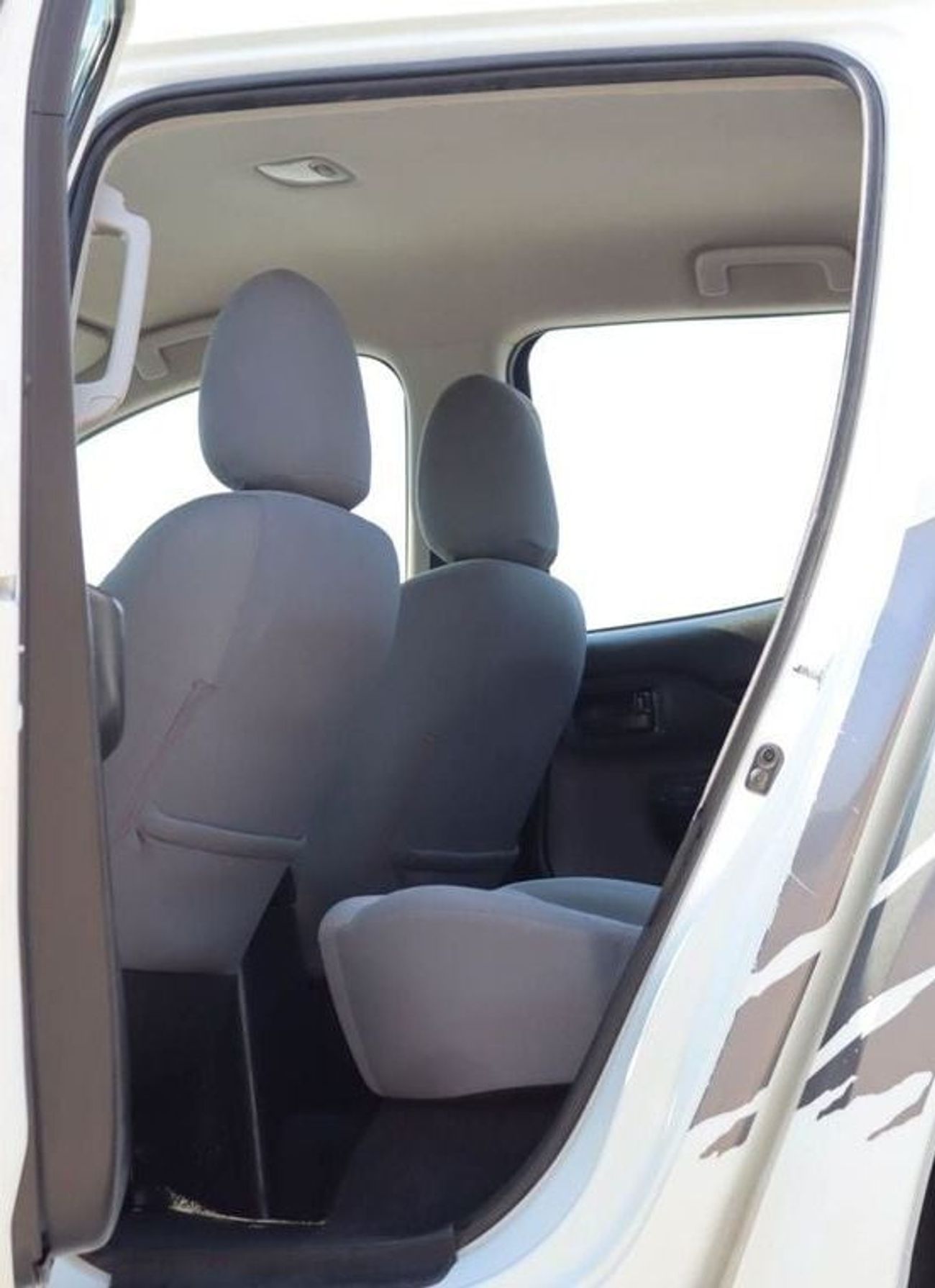 Mitsubishi L200 GL 2.4L (128 HP) Double Cab Utility Mitsubishi L200 2.4 L 4WD 2022 GCC accident-free in excellent co