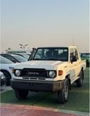 Toyota Land Cruiser Toyota Land Cruiser LC79 D/C 4.2 Engine With DIFF Lock