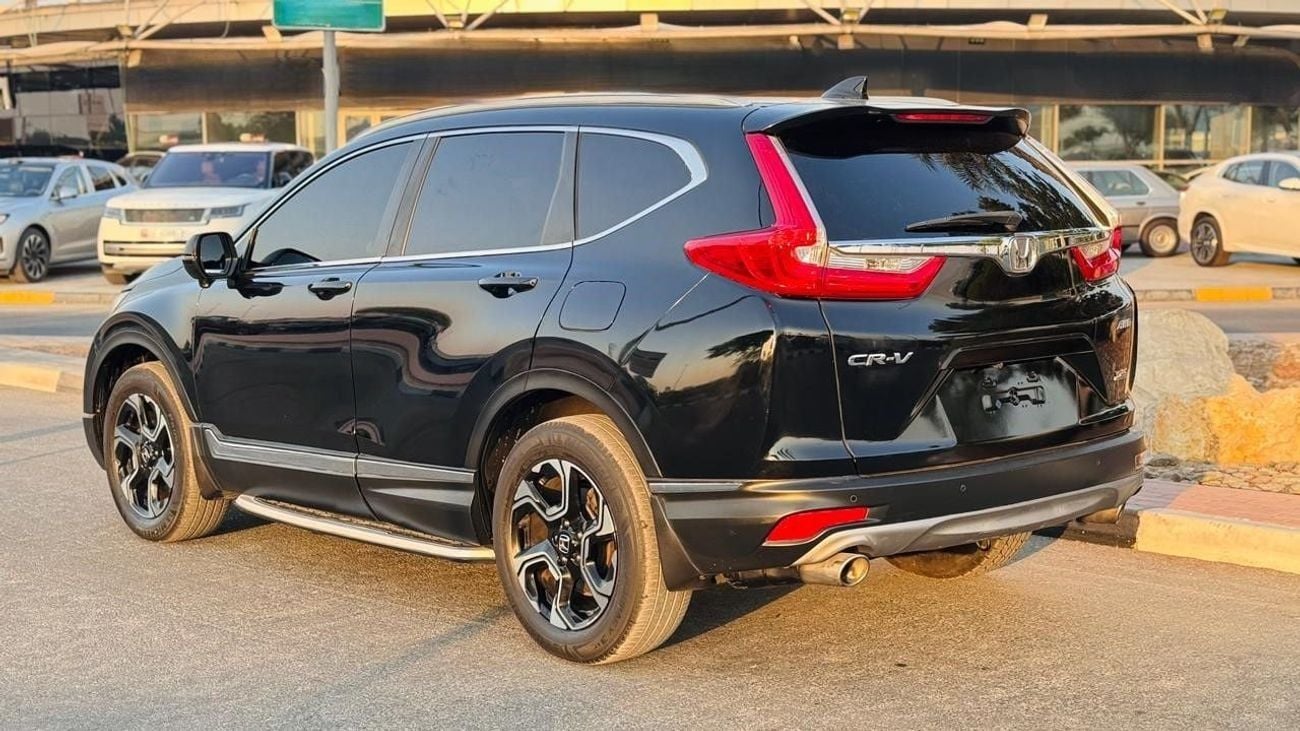 Honda CRV PREMIUM FEATURES CROSSOVER | PANORAMIC SUNROOF | AT | 1.5L PETROL ENGINE | AWD
