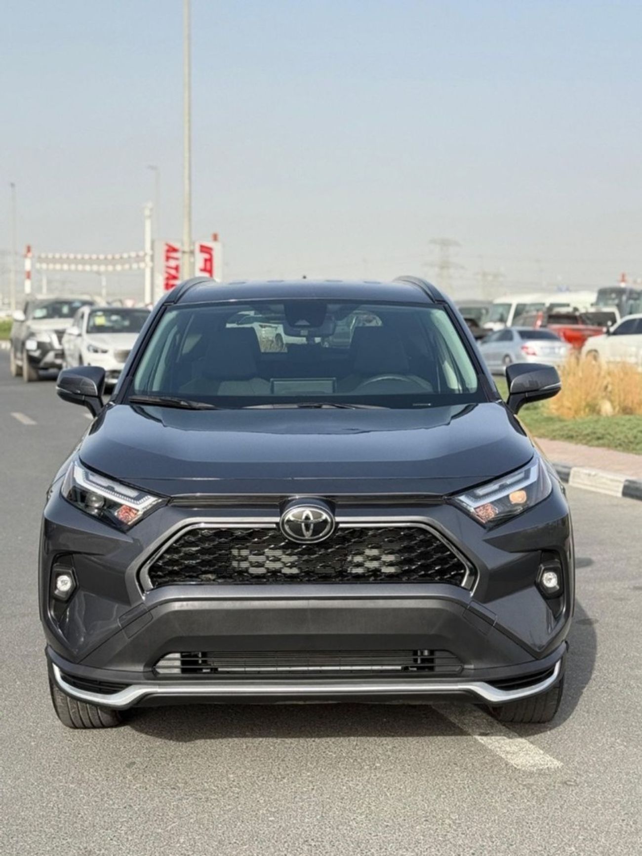 تويوتا راف ٤ XLE 2.5 leather seats, push start