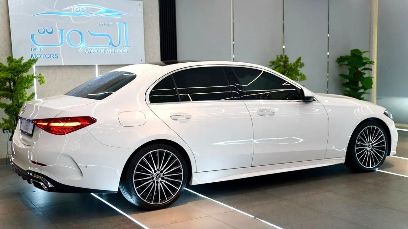 مرسيدس بنز C 200 AMG ELITE MERCEDES C200 || SERVICE CONTRACT || TOP RANGE || GCC || LUXURY || ACCIDENTS FREE || F.S.H