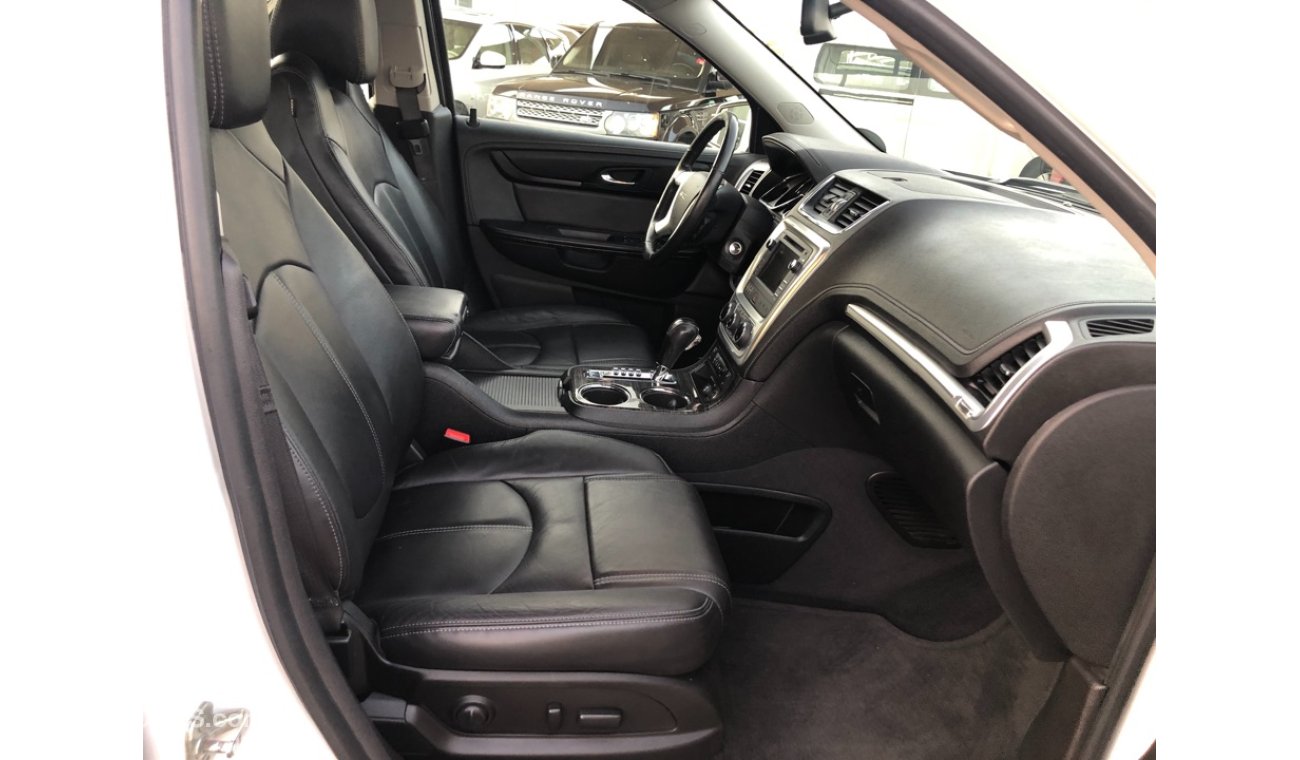 GMC Acadia GMC ACADIA MODEL 2016 GCC car prefect condition full option low mileage sun roof leather seat